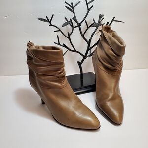 ELASTOMERE Vintage Beige Leather Heel Boots Made i